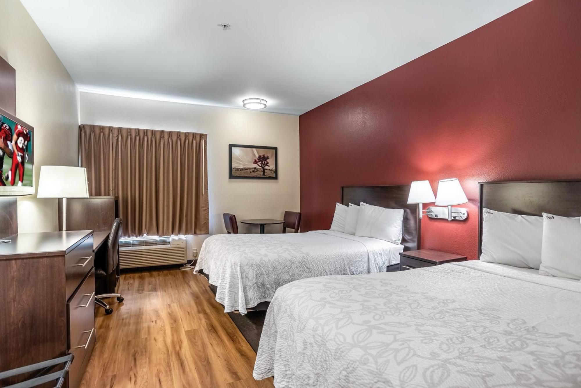 Red Roof Inn Plus+ Houston - Energy Corridor Exterior foto