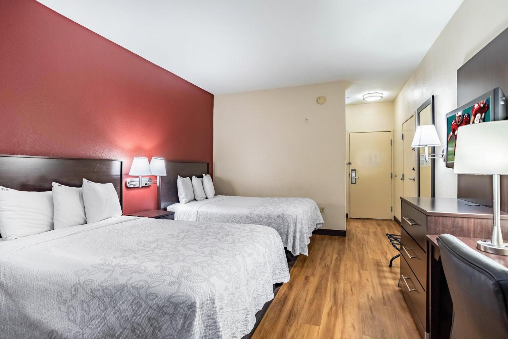 Red Roof Inn Plus+ Houston - Energy Corridor Exterior foto