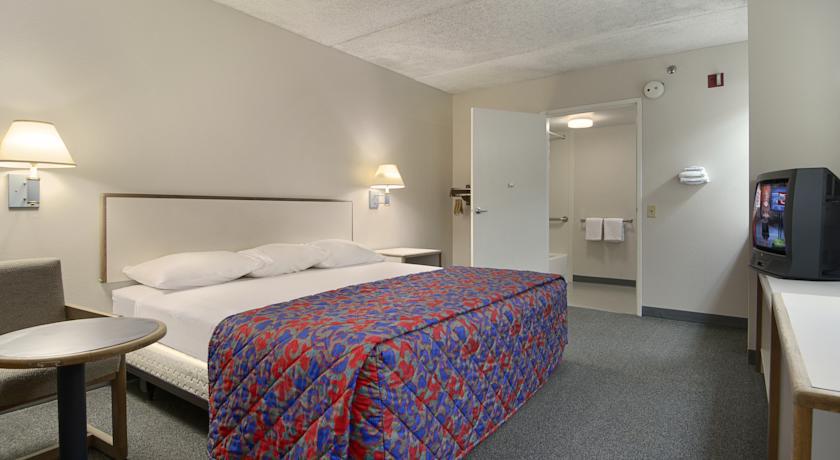 Red Roof Inn Plus+ Houston - Energy Corridor Zimmer foto