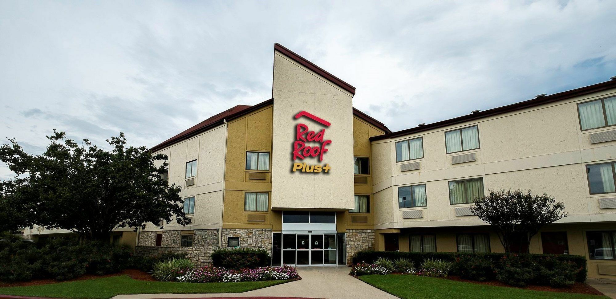 Red Roof Inn Plus+ Houston - Energy Corridor Exterior foto