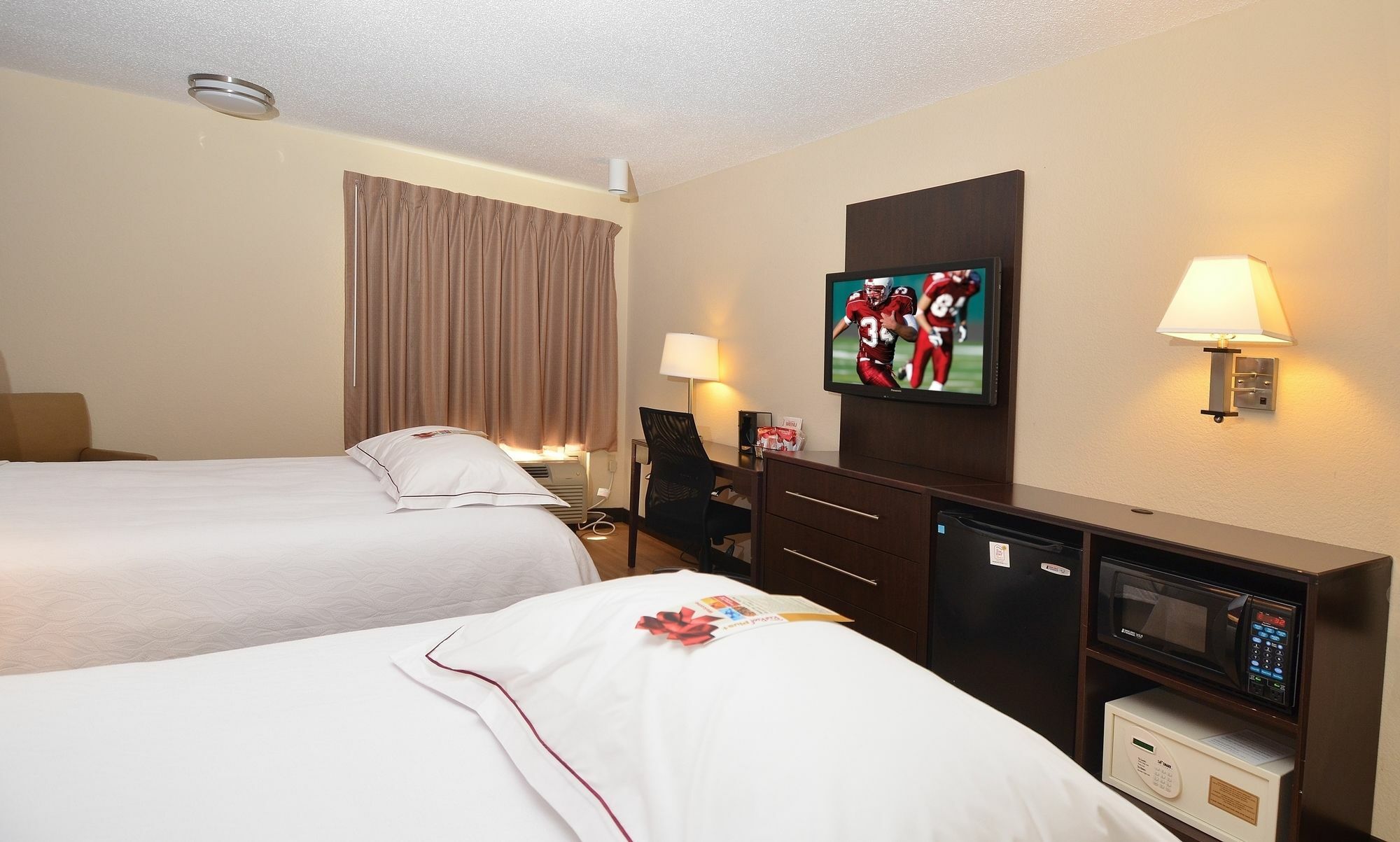 Red Roof Inn Plus+ Houston - Energy Corridor Exterior foto